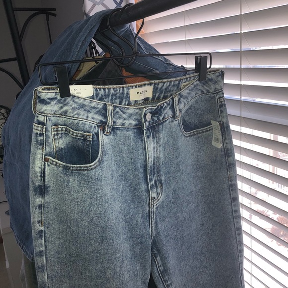PacSun Mom Jeans - Picture 2 of 5